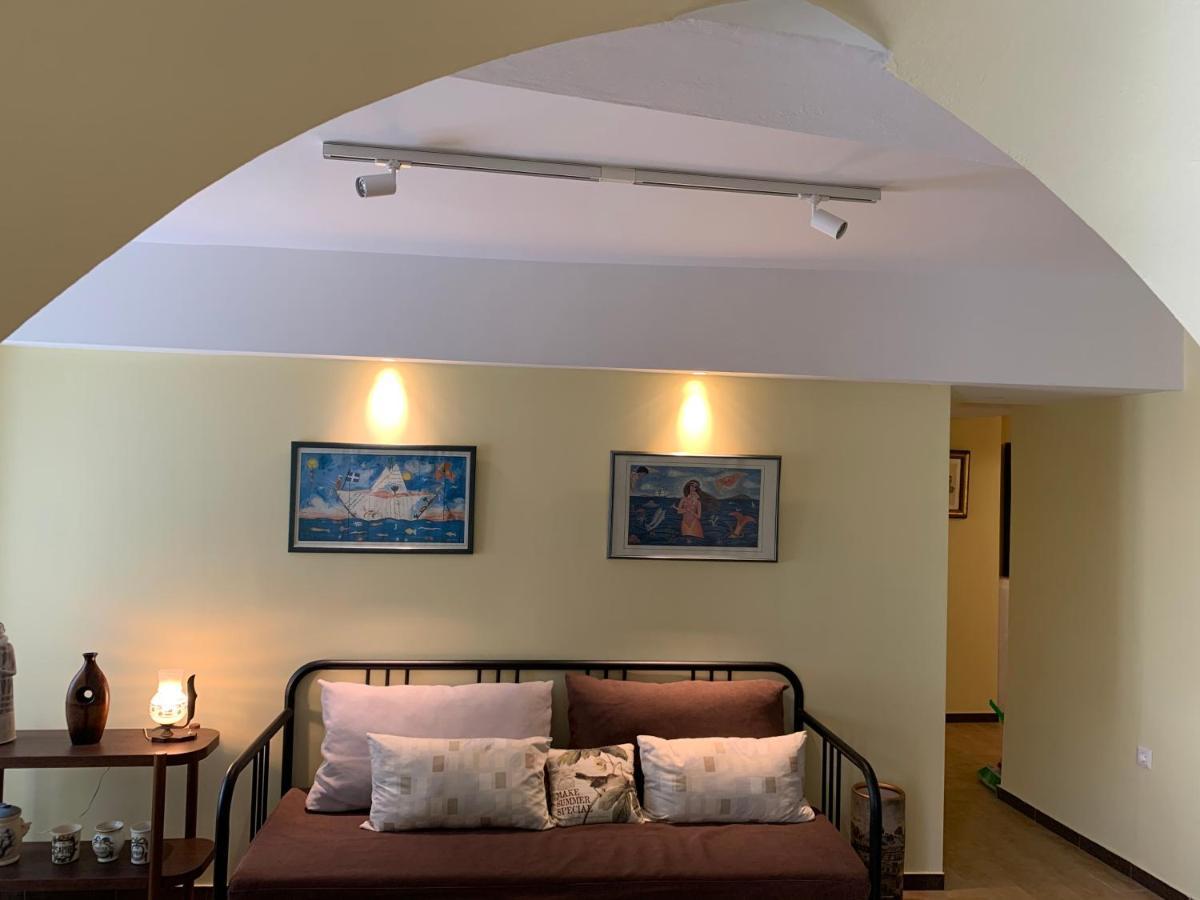 Вилла Captain'S House Plaka  Экстерьер фото